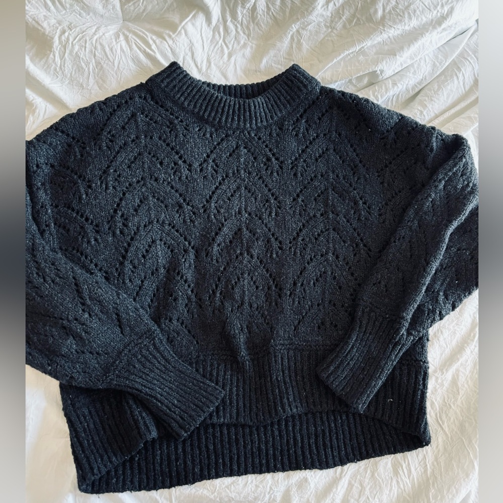 Old navy black sweater
